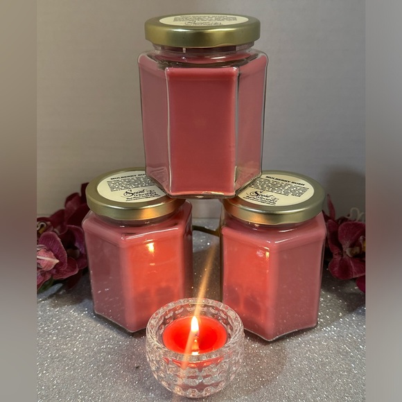 TAYBERRY TEAKWOOD, MULBERRY BUSH LUXURY HAND POURED SCENTED CANDLES - Picture 8 of 13